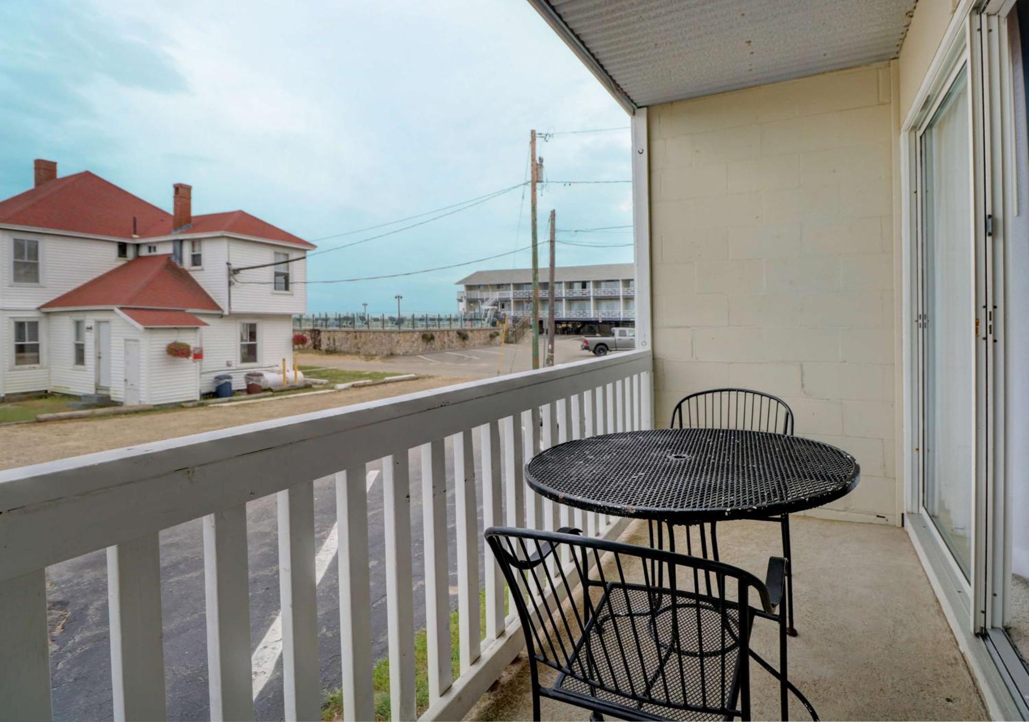 Waves Oceanfront Resort Old Orchard Beach Exterior foto