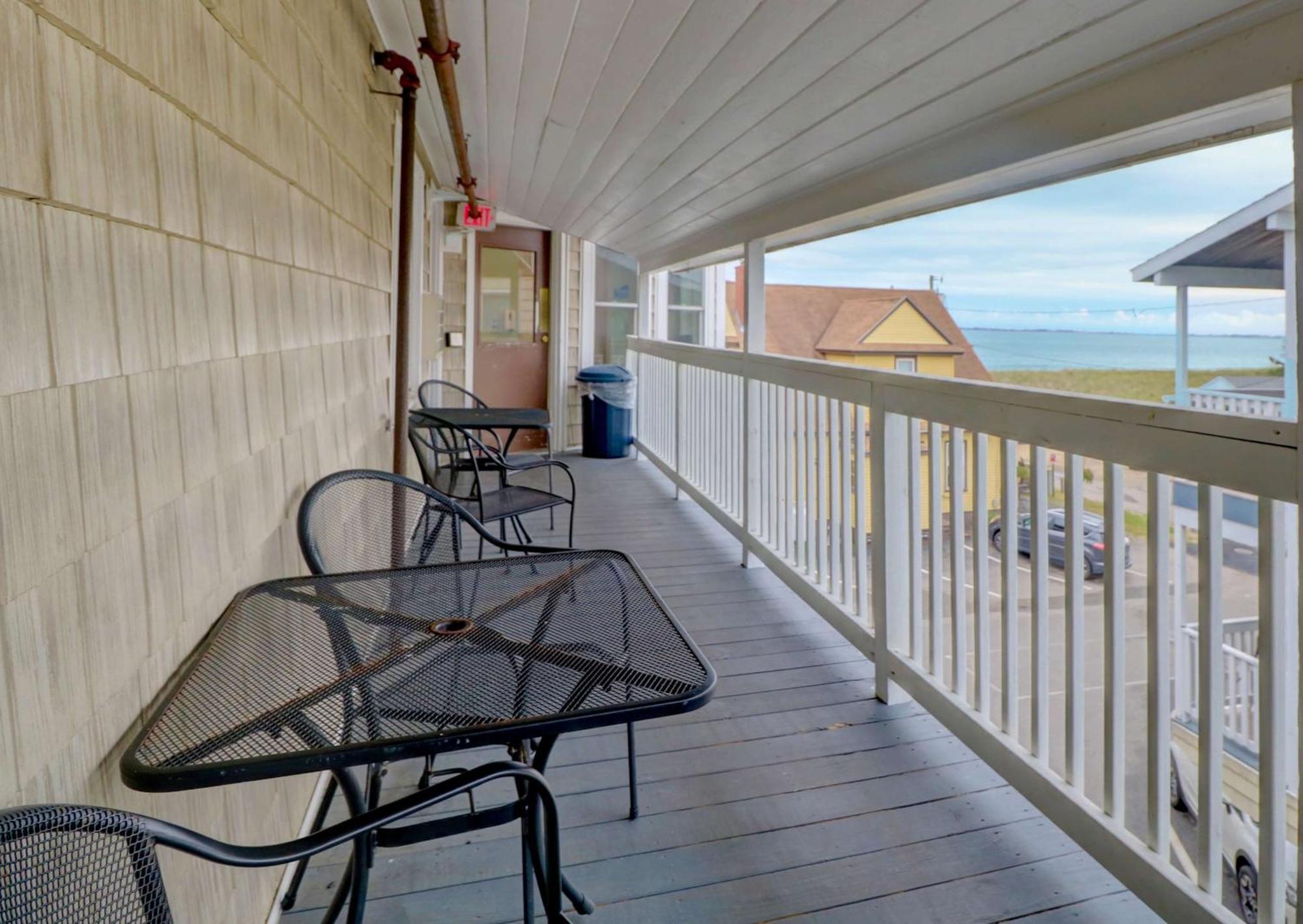 Waves Oceanfront Resort Old Orchard Beach Exterior foto